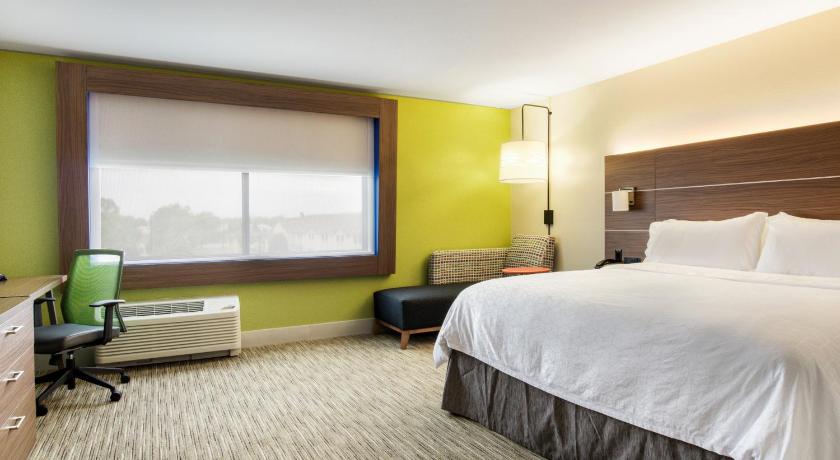 Holiday Inn Express & Suites Racine