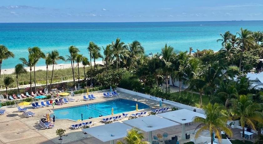 Miami Beach Seacoast by Miami Ambassadors 3-Star Accommodation room