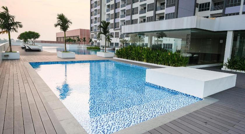 LOVINA 6-12 at Harbour Bay Residences - image 12