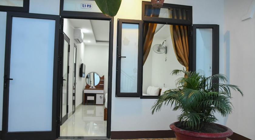 Image of Garden View Room 13