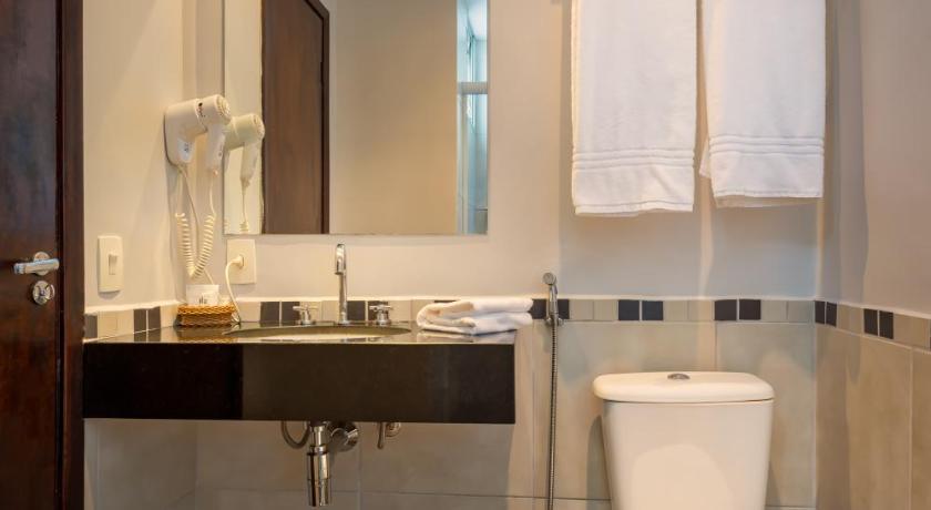 Image of Standard Triple Room 11