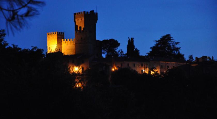 Castello Di Proceno Albergo Diffuso In Dimora D'Epoca