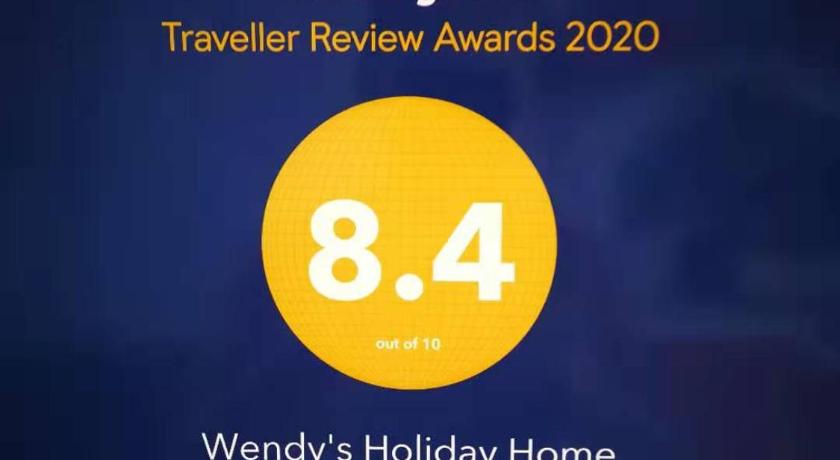 Wendy's Holiday Home photo