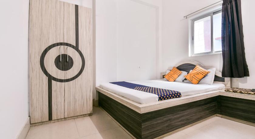 SPOT ON 40511 Hotel Bajrang Residency