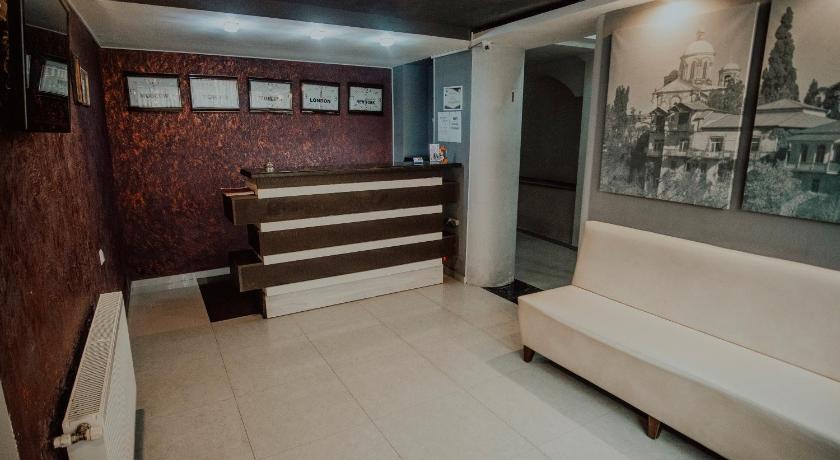 Discovery Hotel photo
