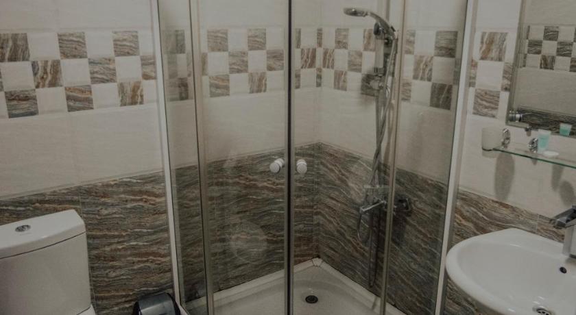 Discovery Hotel photo