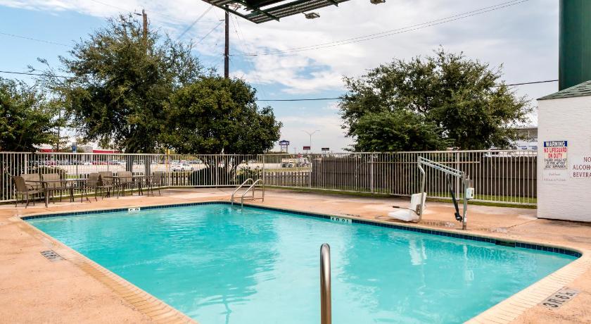 Motel 6-San Antonio, TX - South photo