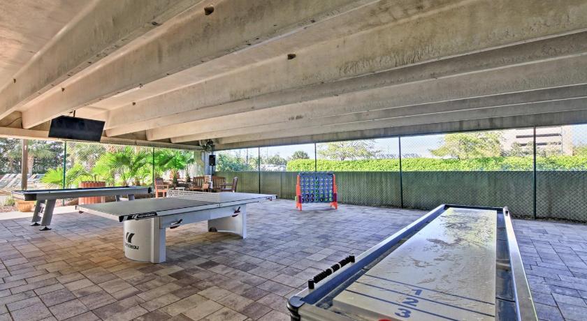 Oceanfront Family Condo in Emerald Beach Resort photo
