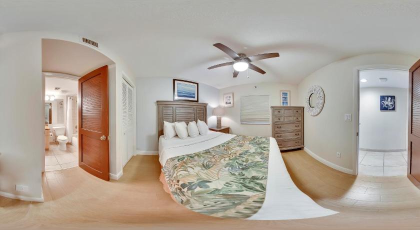 Ocean Pointe Suites at Key Largo photo