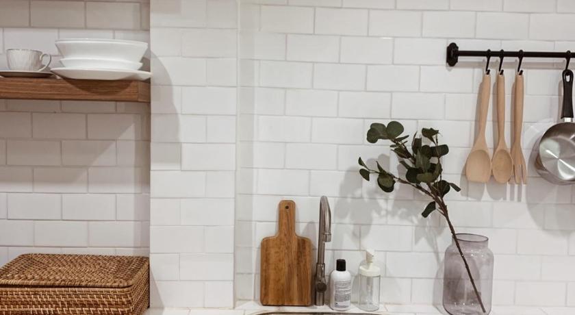 MarloweTonysHome – Bangkok, NY