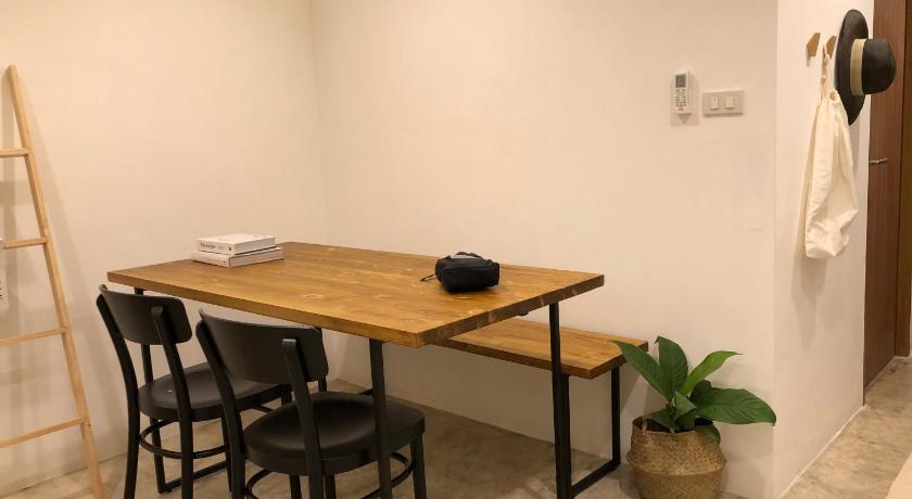 MarloweTonysHome – Bangkok, NY