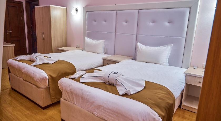 Image of Standard Twin Room 0