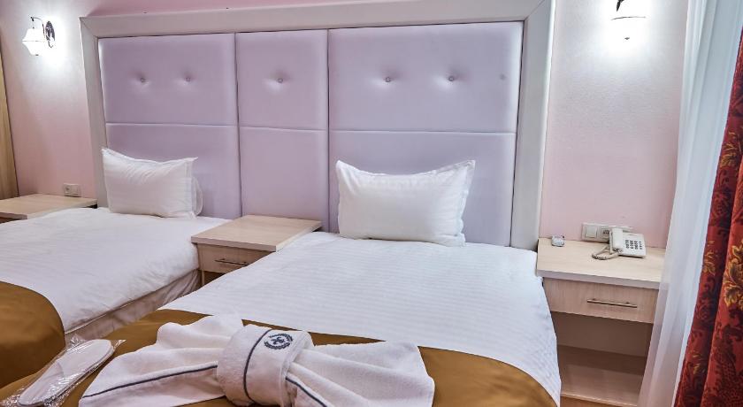 Image of Standard Twin Room 4