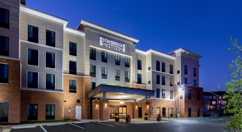 Staybridge Suites Charlottesville Airport