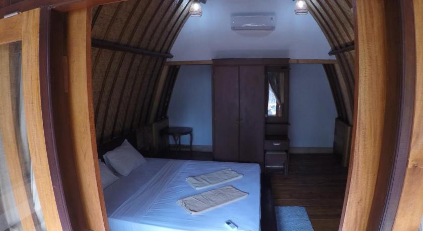 Gili Smile Bungalow - image 39