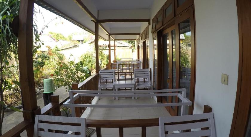 Gili Smile Bungalow - image 17