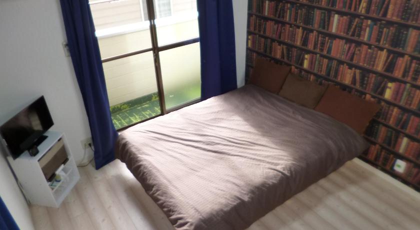 The Mickey Carlton Ohashi 207 — Hotel in Fukuoka