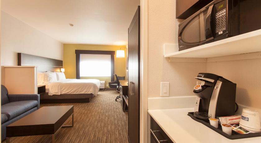 Holiday Inn Express And Suites Santa Fe