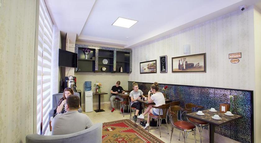 Gh Suites Taxim Hotel - image 8