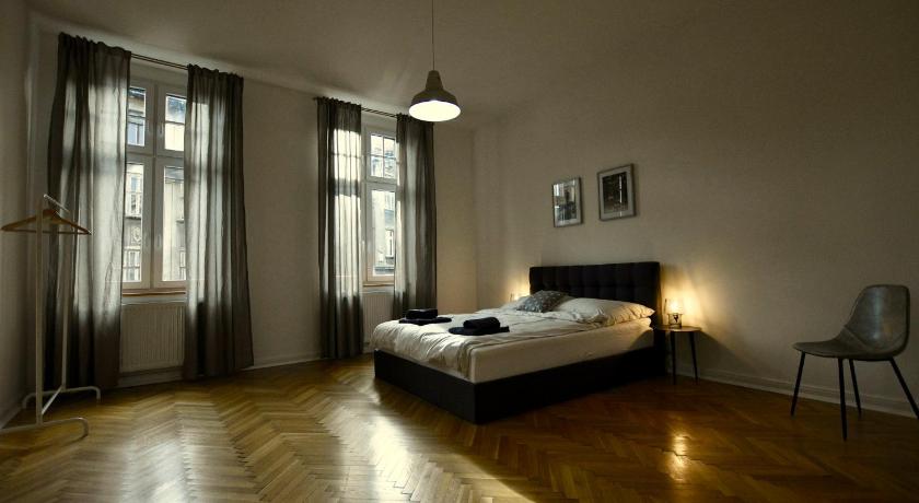 Apartament pod Zamkiem 8os.