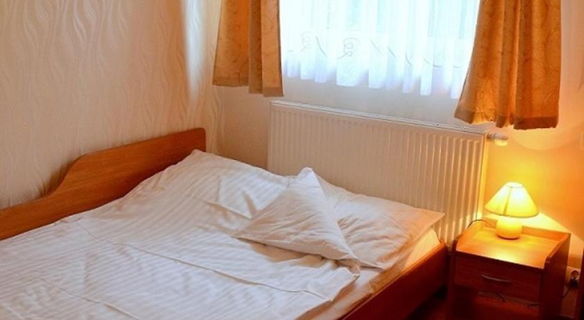 普沃茨克 Hotel Marco Plonsk Szkolna 115 2星级 酒店 餐厅