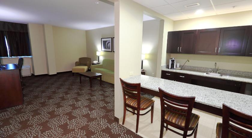 Holiday Inn Express Pittsburgh West - Greentree