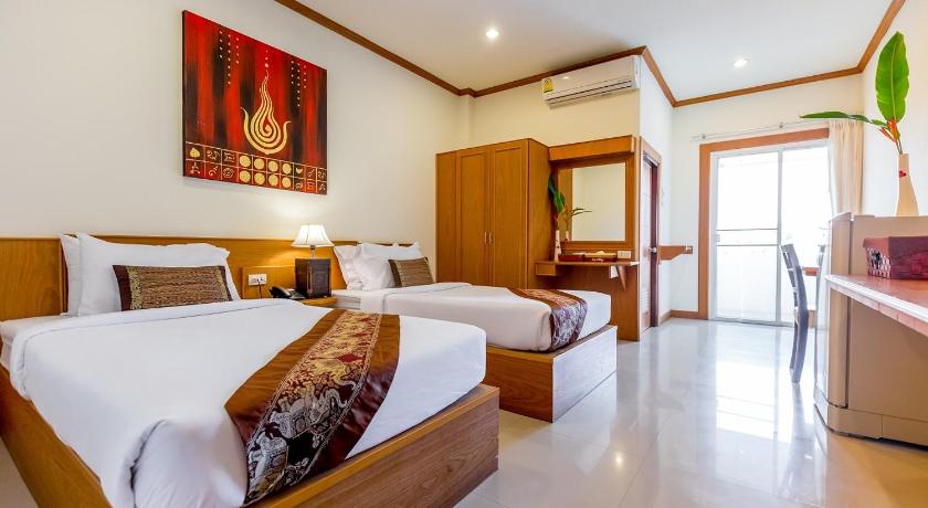 Image of Superior Twin Room 0