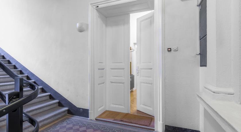 Munda house Big design family friendly 4BR apt photo