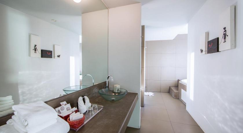 Image of Premier With Balcony Sea View 13