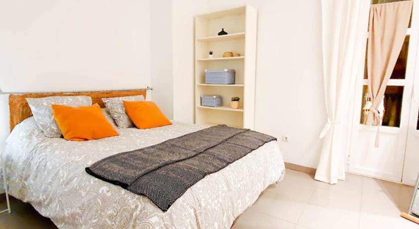 Apartamento Suite Next to Catedral. Opcion Garaje. — Hotel in Seville