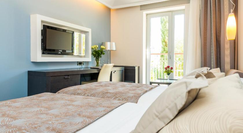 Image of Classic Balcony Room 12