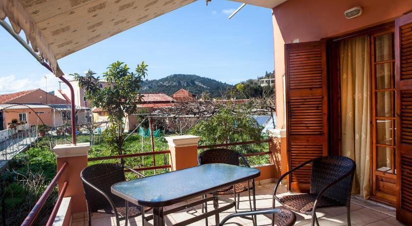 Athina studios and apartments photo