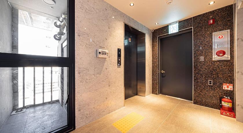 DDK Hotel photo