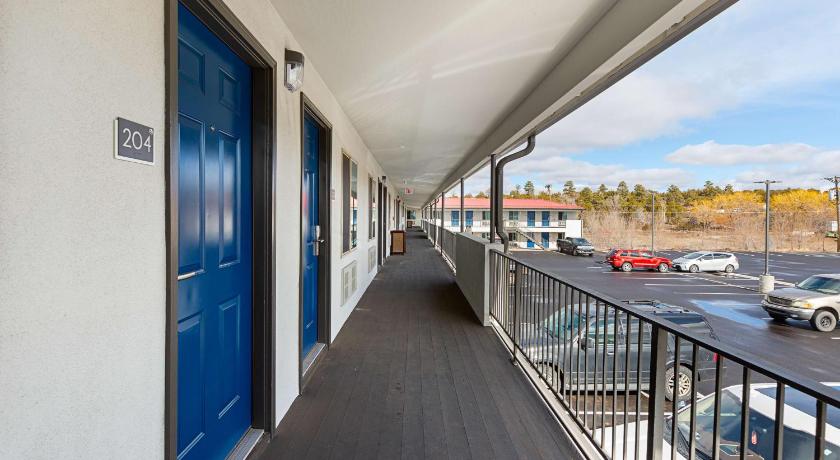 Motel 6-Show Low, AZ photo