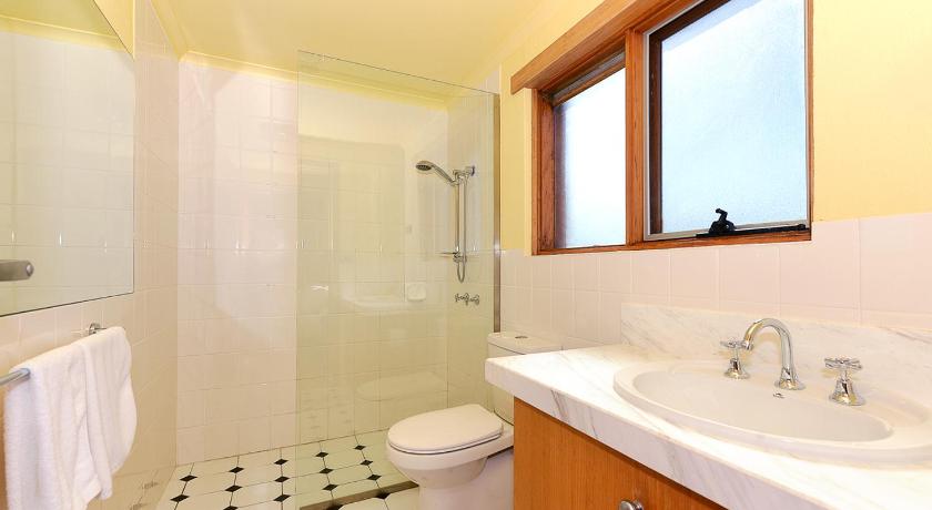 Cloudy Bay Villa photo