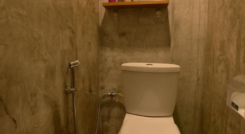 OK CHIC PHUKET HOSTEL photo