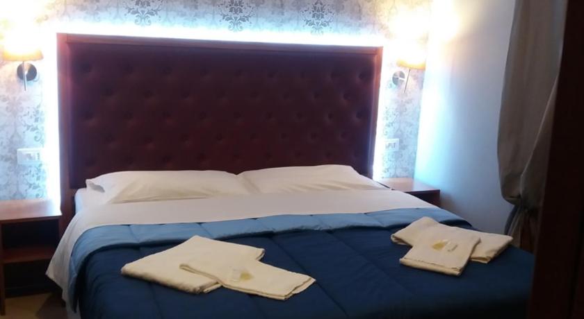 A&amp;C Much More II — Hotel in Rome