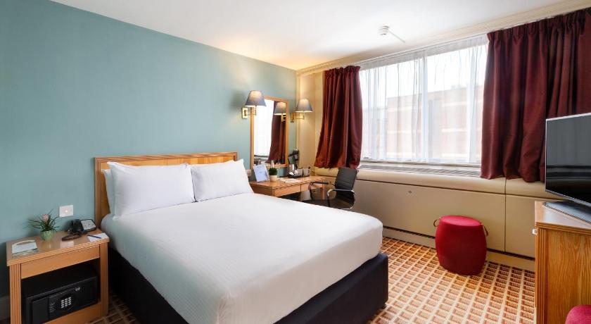 Copthorne Tara Hotel London Kensington photo