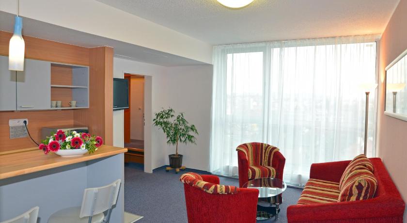 Image of Apartment with Access to Wellness 3
