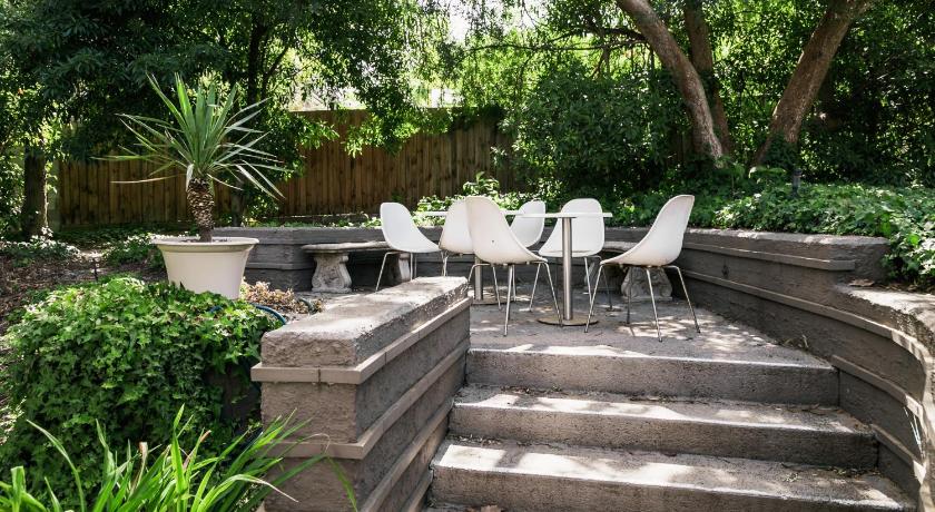 Melbourne Kew Central Apartment Hotel photo