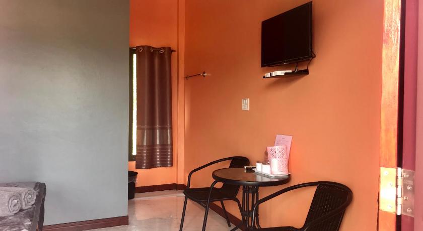 Rayong Banphu Resort - บ้านปู รีสอร์ท 2-Star Hotel room