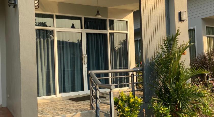 ร่มปาล์มรีสอร์ท สระบุรี Rompalm Saraburi photo