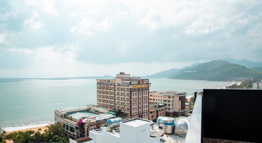 Money Fine Quy Nhon - Khach san dat vang photo