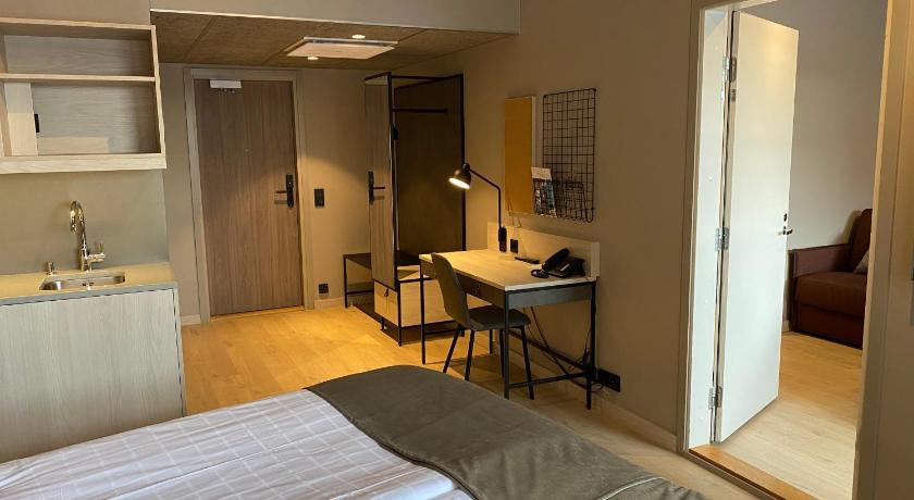 Image of Standard Family Room for 5 People 10