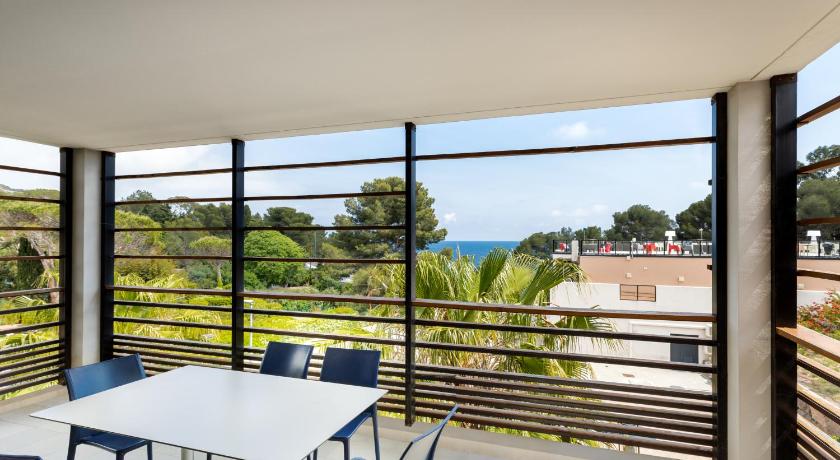 SOWELL Family Riviera