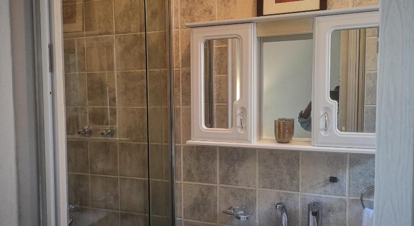 Bristow Suite Self-Catering Floracliffe photo