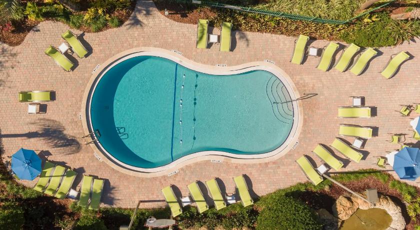Holiday Inn Express & Suites S Lake Buena Vista photo
