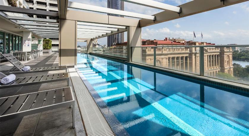 Oaks Brisbane Casino Tower Suites photo