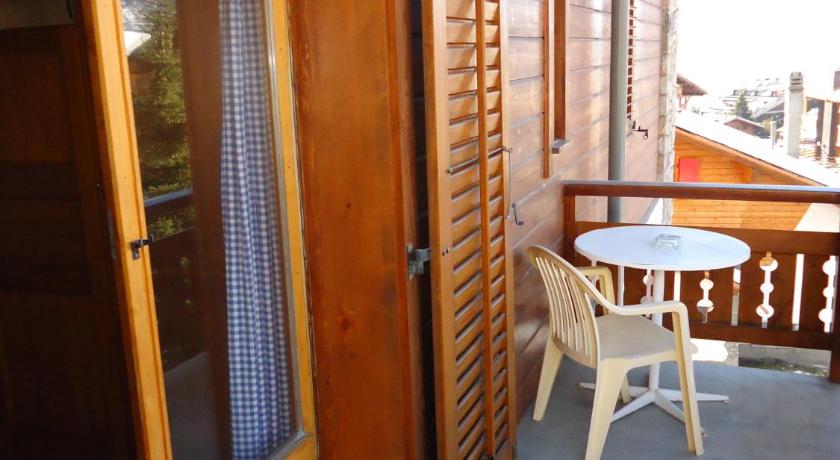Image of Small Double or Twin Room 7