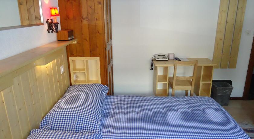 Image of Small Double or Twin Room 9